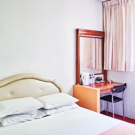 Plaza Inn Sibu Bagian luar foto